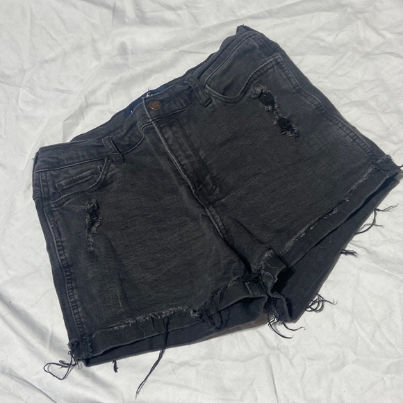 Hollister Pants - HOLLISTER ULTRA HIGH-RISE BLACK VINTAGE RELAXED DENIM MOM SHORT (7)